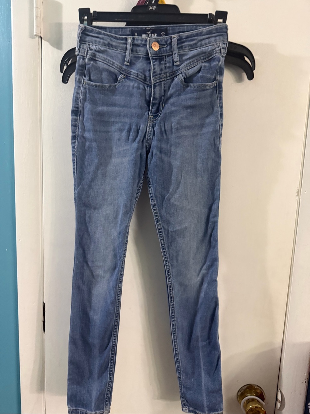 Hollister High Rise Crop Super Skinny Size 1